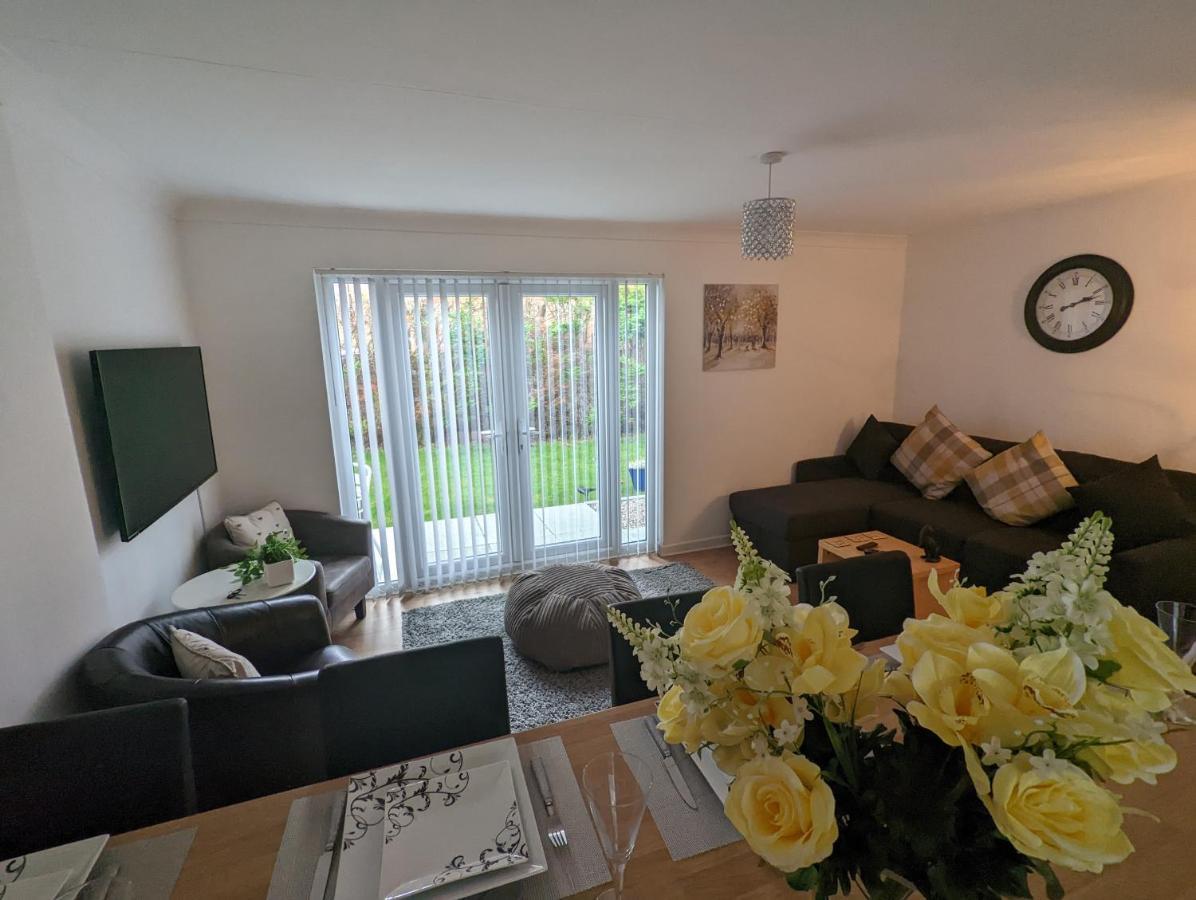 The Kilsyth,Detached Bungalow วอร์ริงตัน ภายนอก รูปภาพ